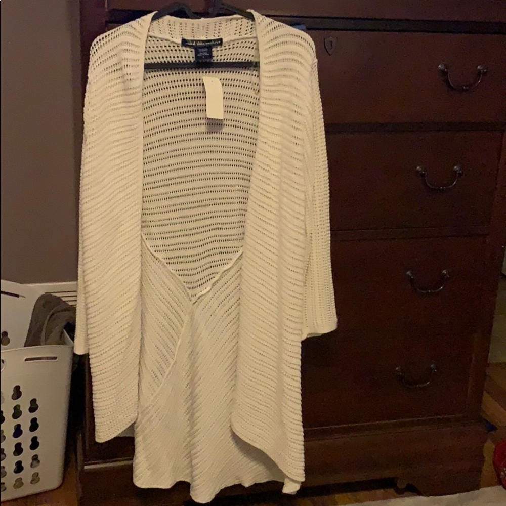 White knitted sweater